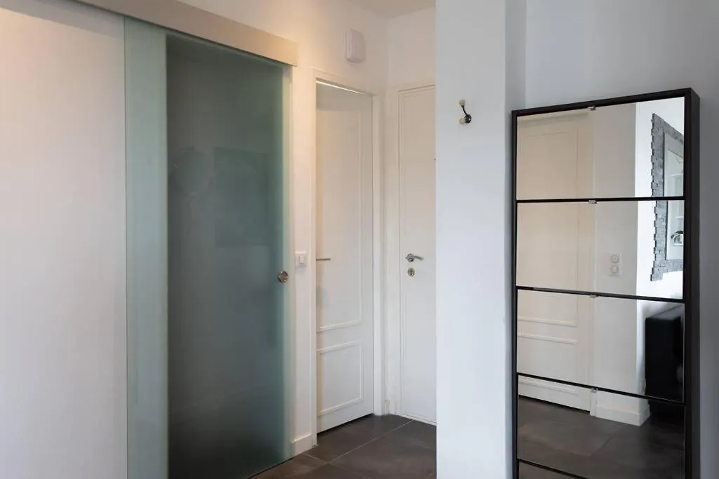 L27 2P Jasmins Sea View Parking & Ac Apartment Nice France